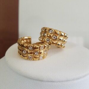 Avon Gold Quilted Clip On Hoop Earrings